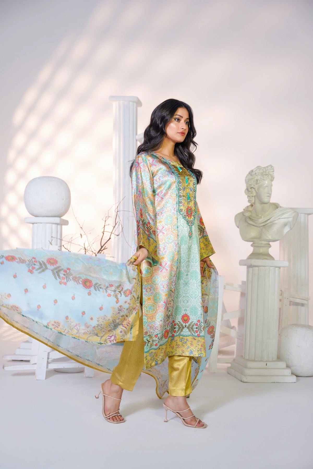 FC-D024 | 3-Piece Festive Silk Suit