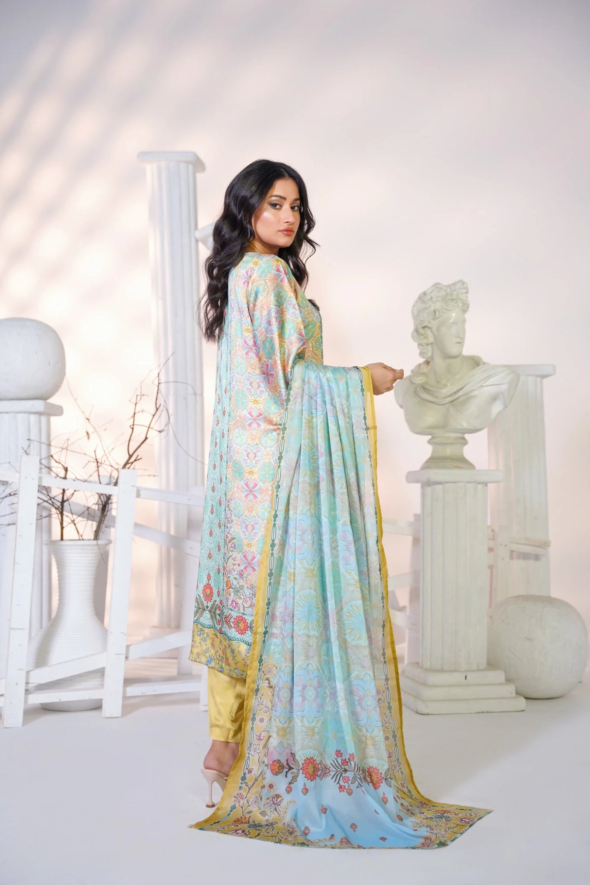 FC-D024 | 3-Piece Festive Silk Suit