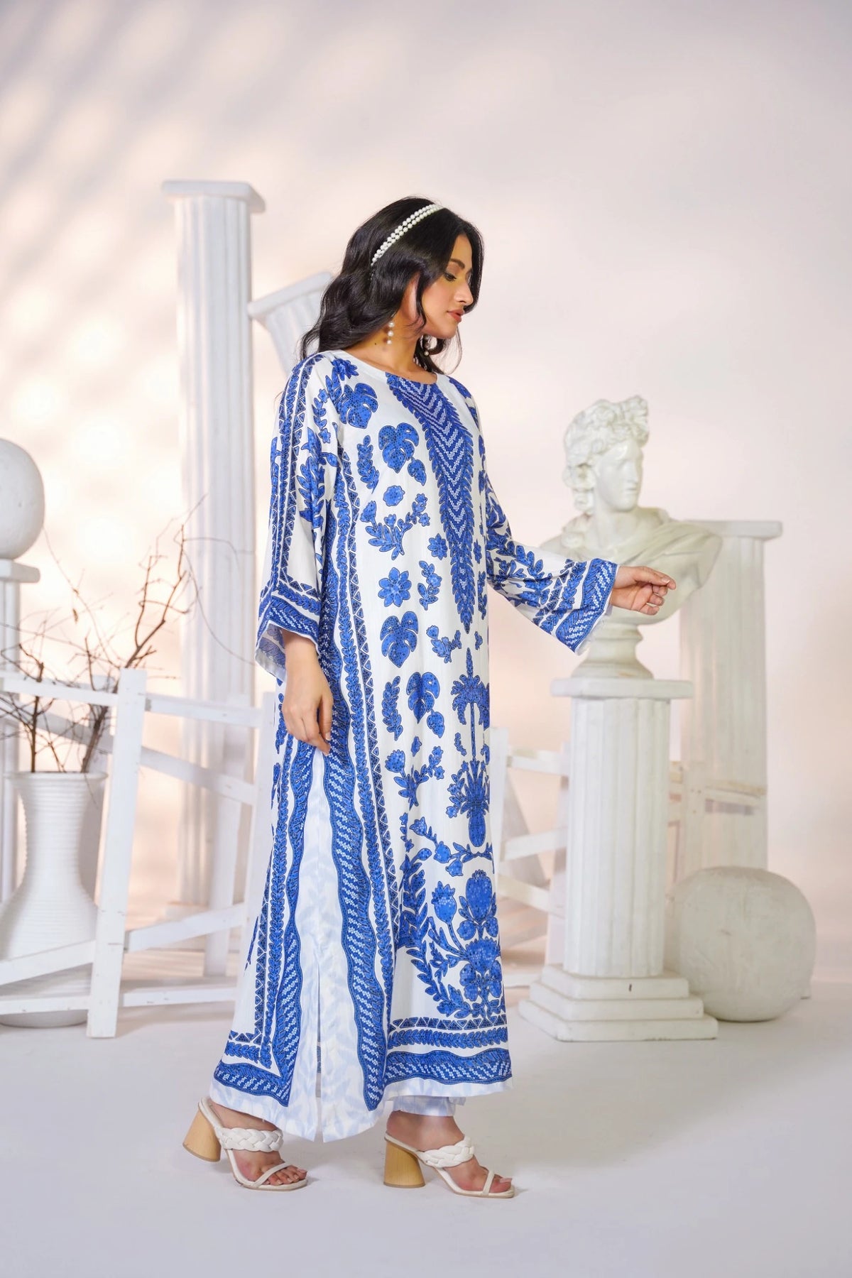 FC-D022 | 2-Piece Festive Silk Suit