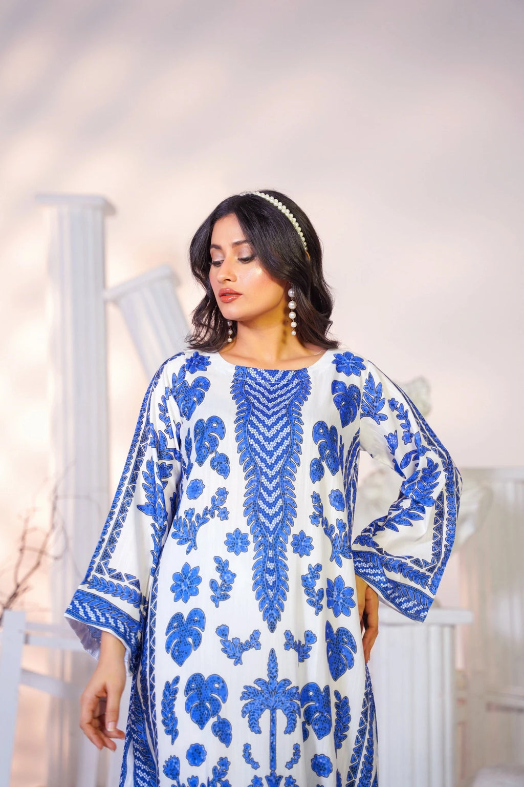 FC-D022 | 2-Piece Festive Silk Suit