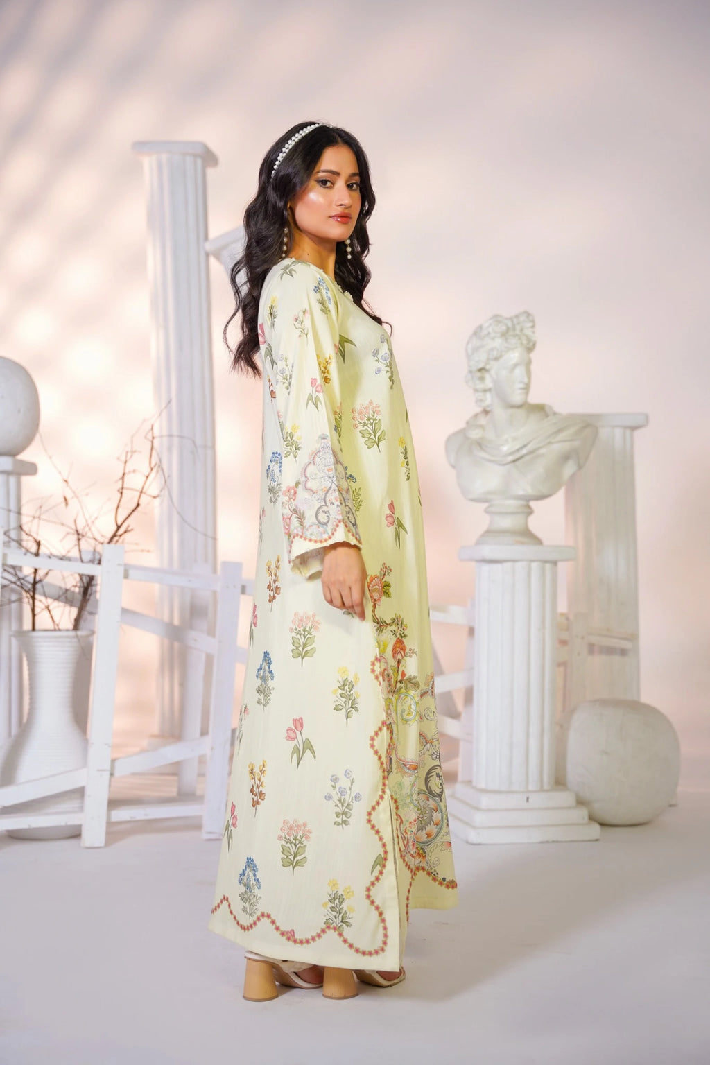 FC-D029 | 2-Piece Festive Silk Suit
