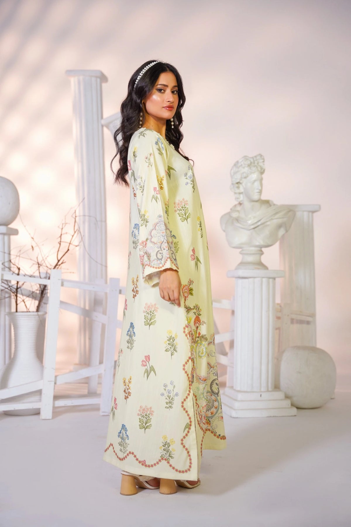 FC-D029 | 2-Piece Festive Silk Suit