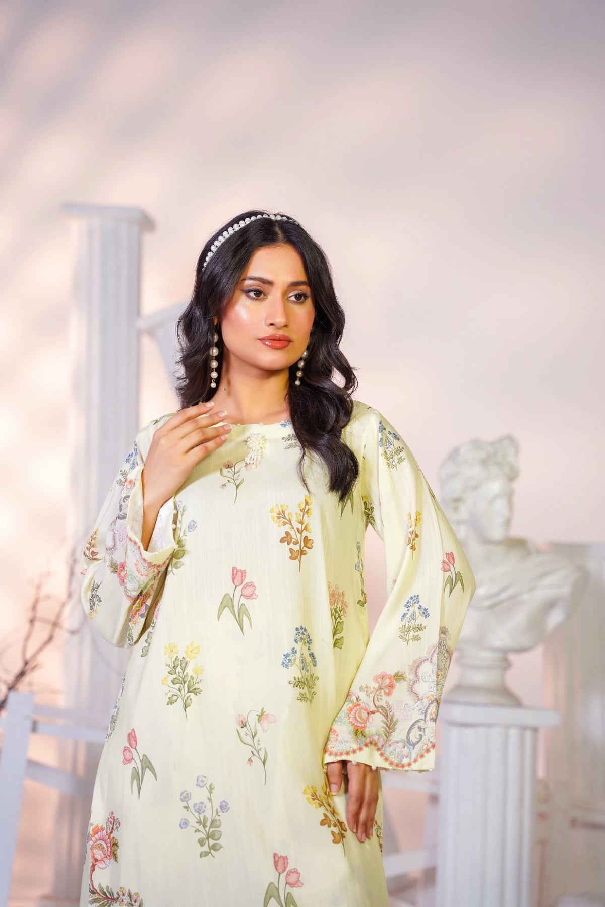 FC-D029 | 2-Piece Festive Silk Suit