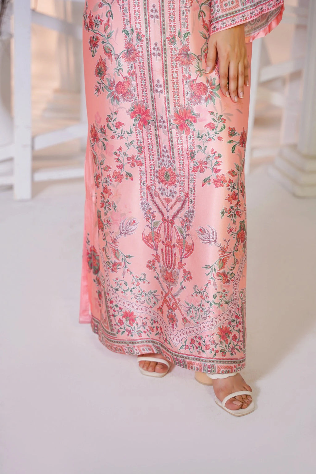FC-D025 | 2-Piece Festive Silk Suit