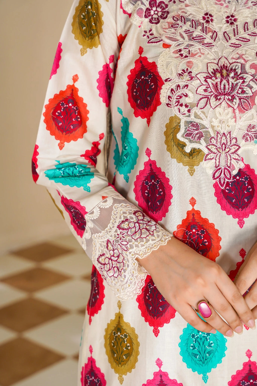 FC-D001 | 3-Piece  Festive Lawn Suit