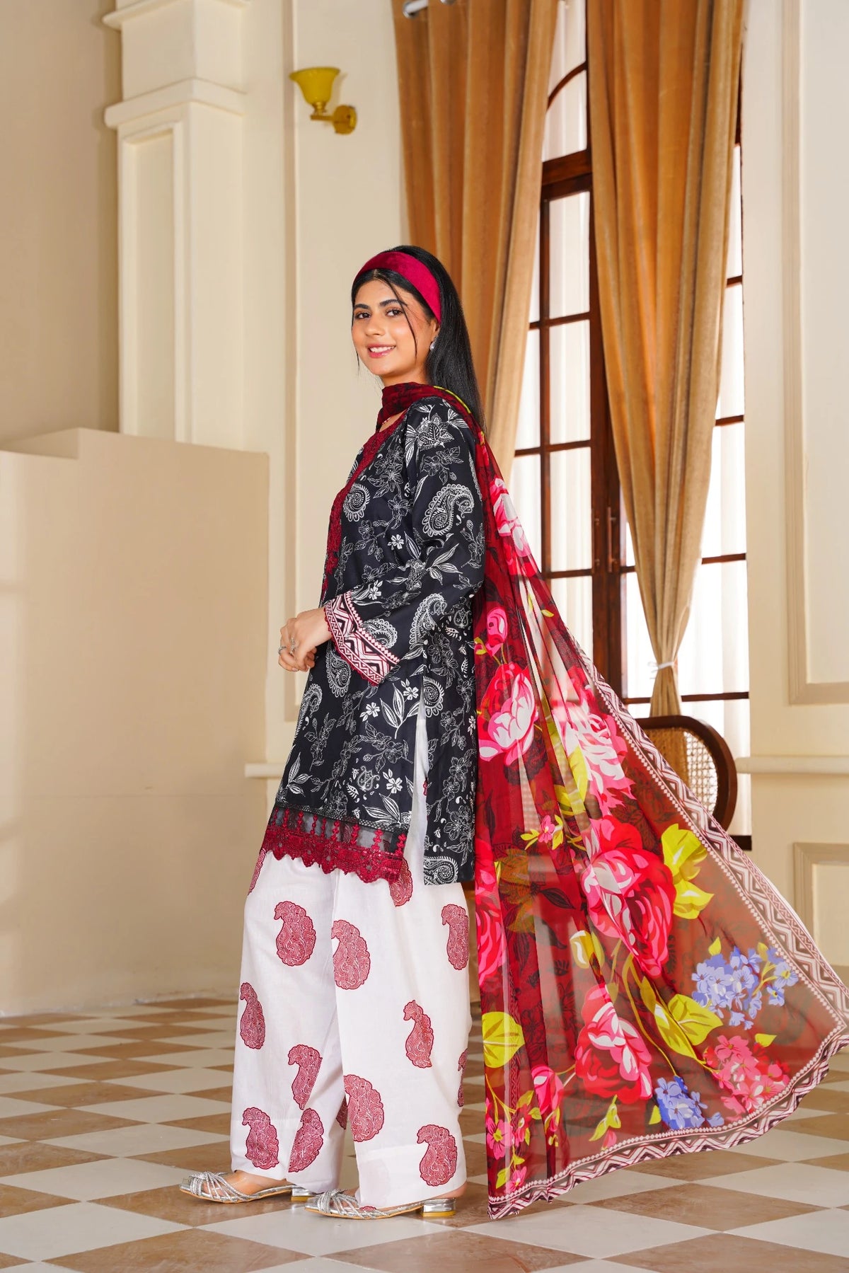 FC-D002 |  3-Piece Festive  Lawn Suit