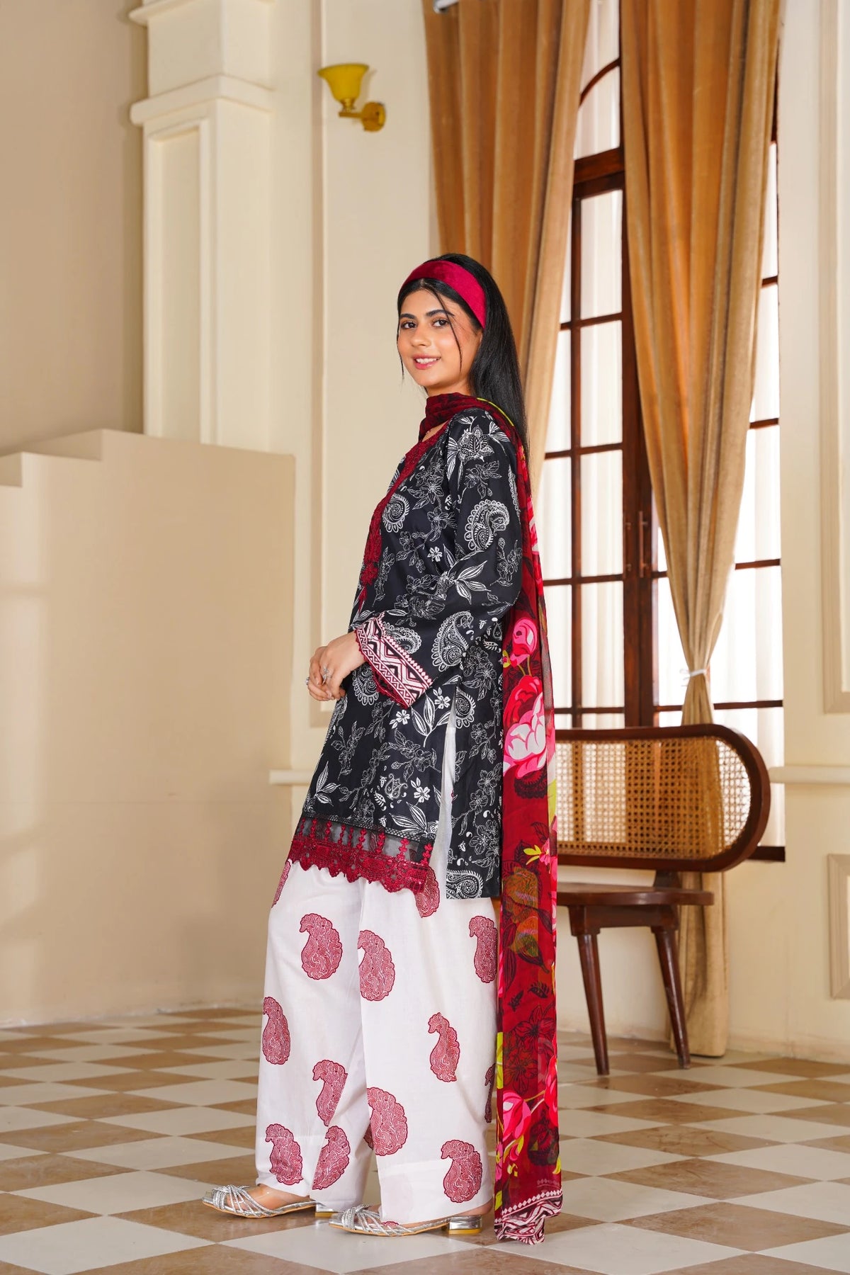 FC-D002 |  3-Piece Festive  Lawn Suit