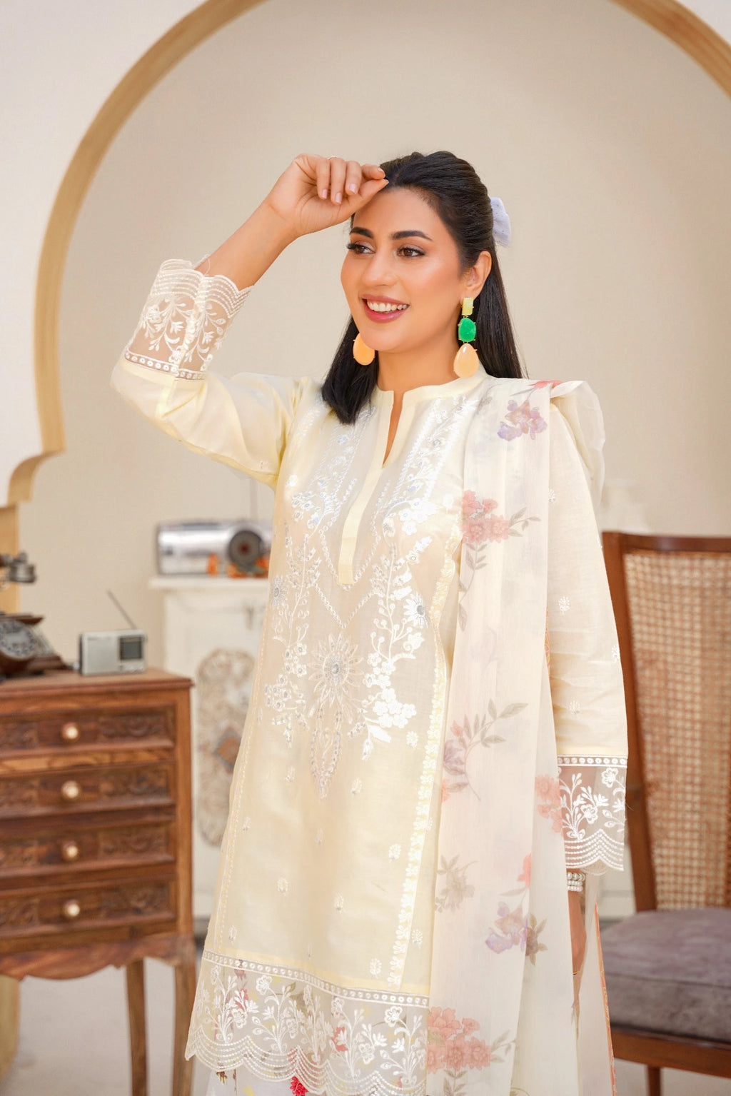 FC-D006 |  3-Piece Festive Lawn Suit