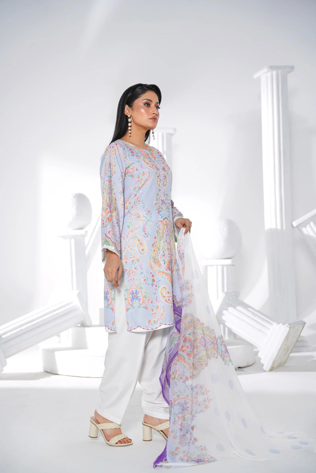 FC-D021 | 3-Piece Festive Silk Suit