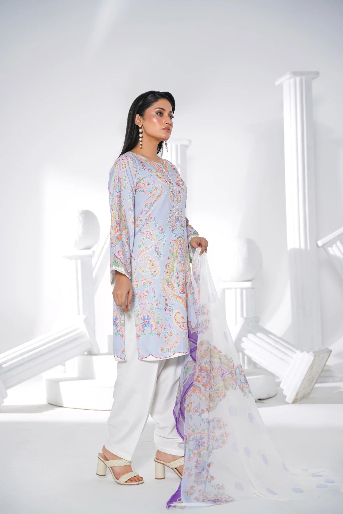 FC-D021 | 3-Piece Festive Silk Suit