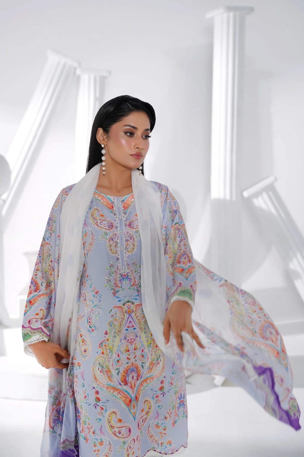 FC-D021 | 3-Piece Festive Silk Suit