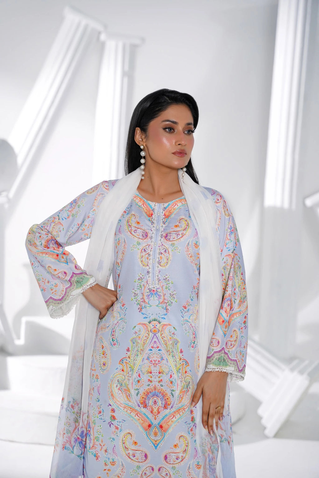 FC-D021 | 3-Piece Festive Silk Suit