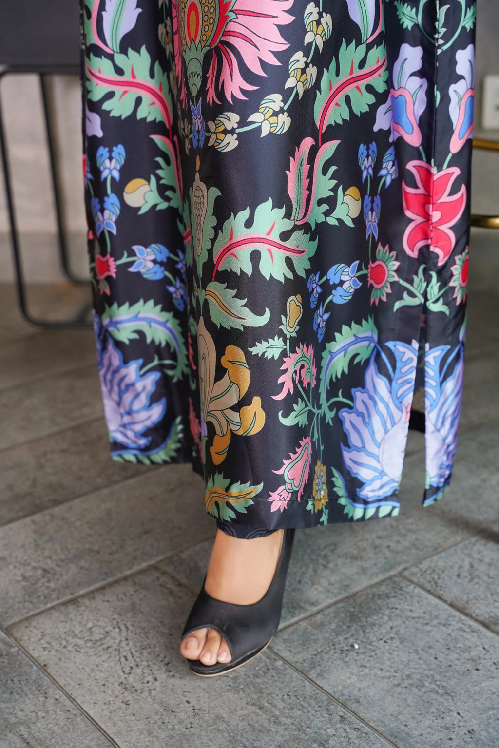 FC-D013 | 2-Piece Festive Silk Suit