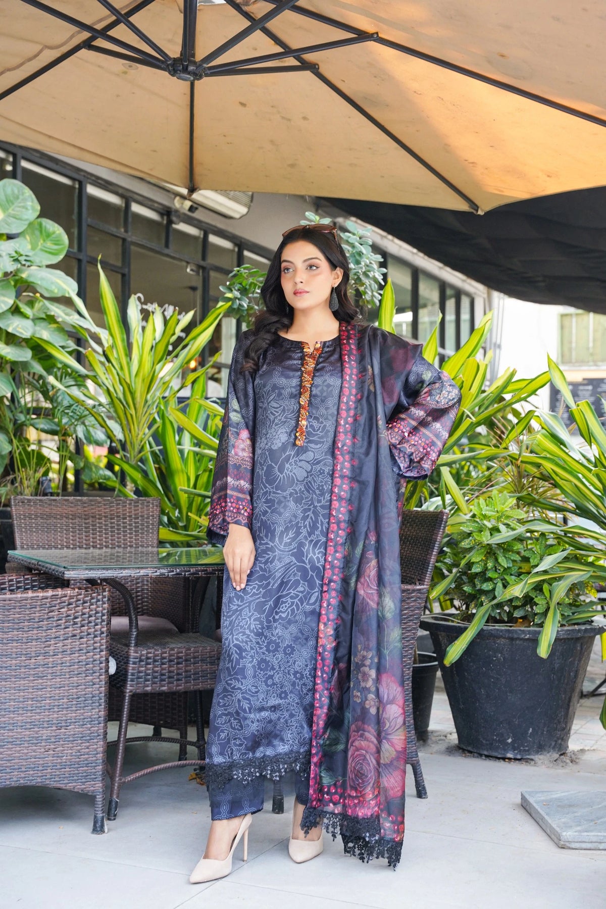 FC-D015 | 3-Piece Festive Silk Suit