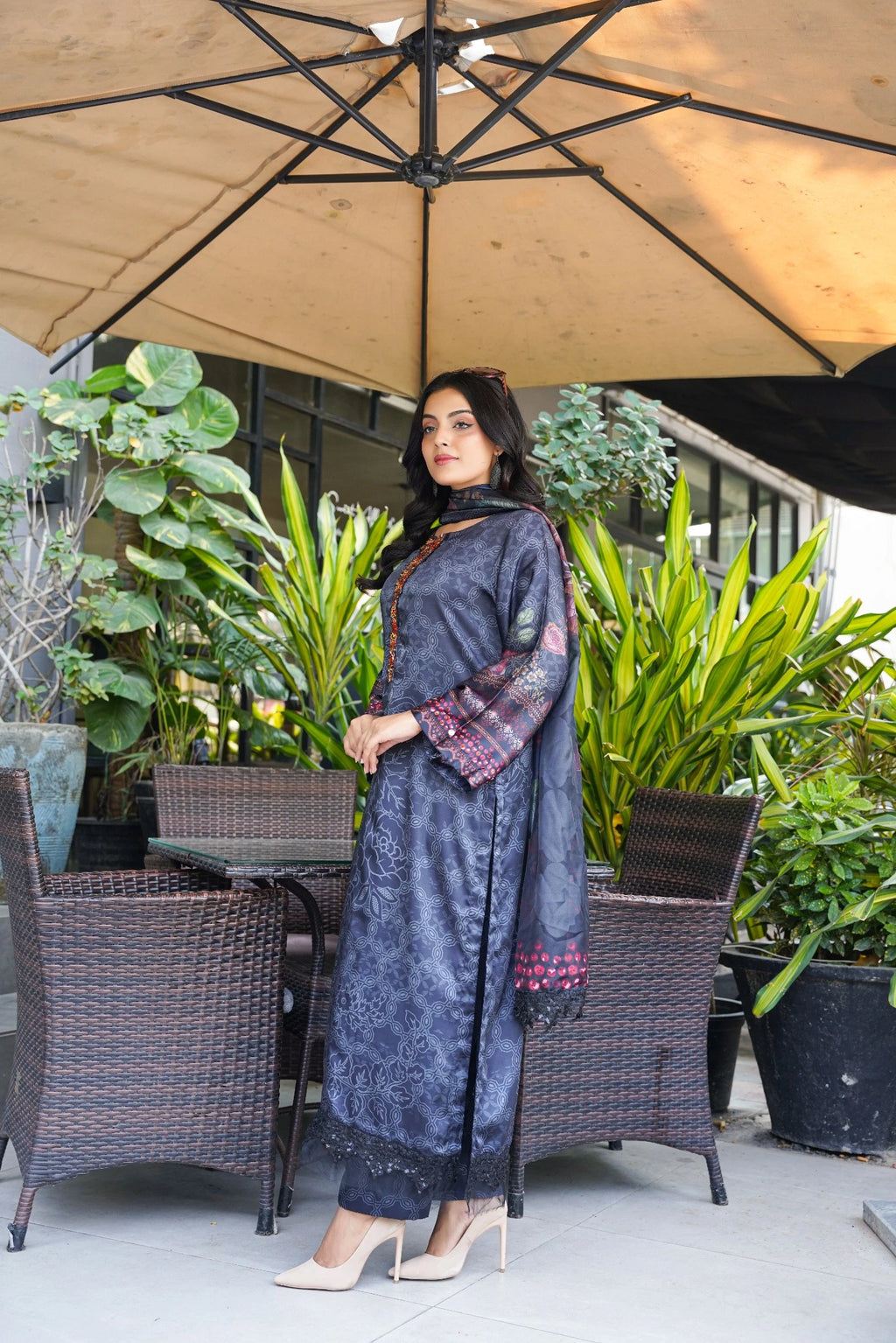 FC-D015 | 3-Piece Festive Silk Suit