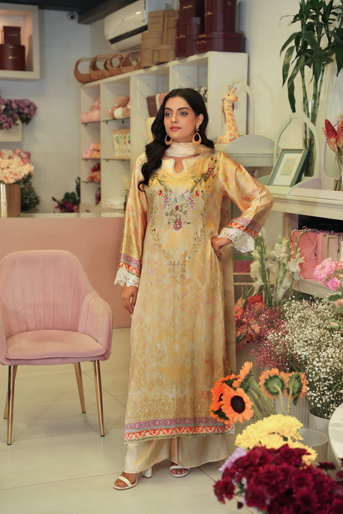 FC-D018 | 3-Piece Festive Silk Suit
