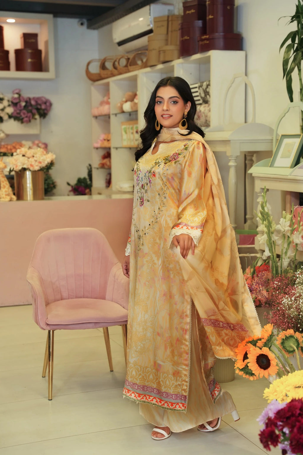 FC-D018 | 3-Piece Festive Silk Suit