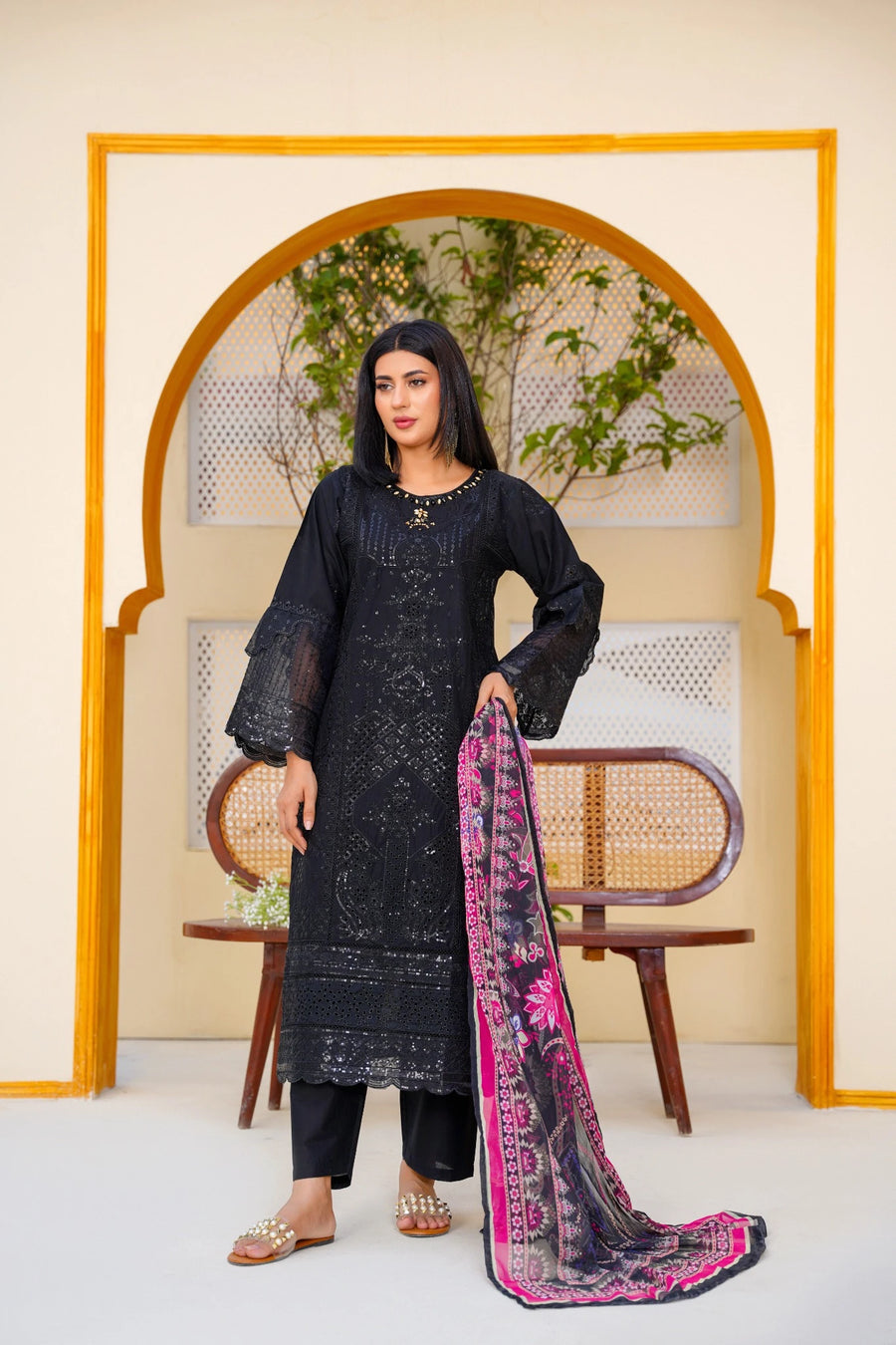 FC-D004 |  3-Piece Festive Lawn Suit