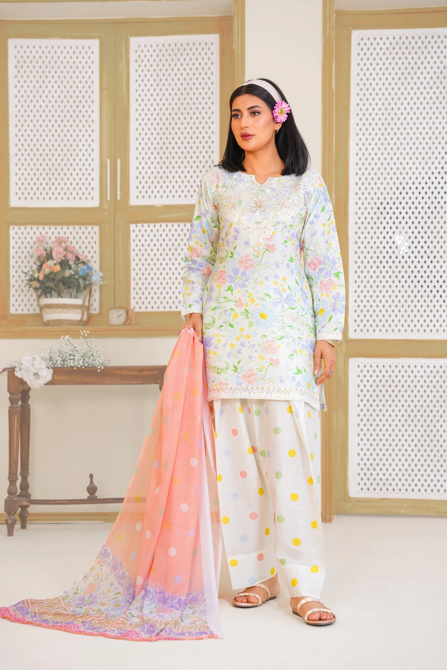 FC-D005 |  3-Piece Festive Lawn Suit