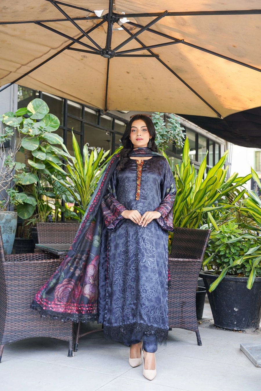FC-D015 | 3-Piece Festive Silk Suit