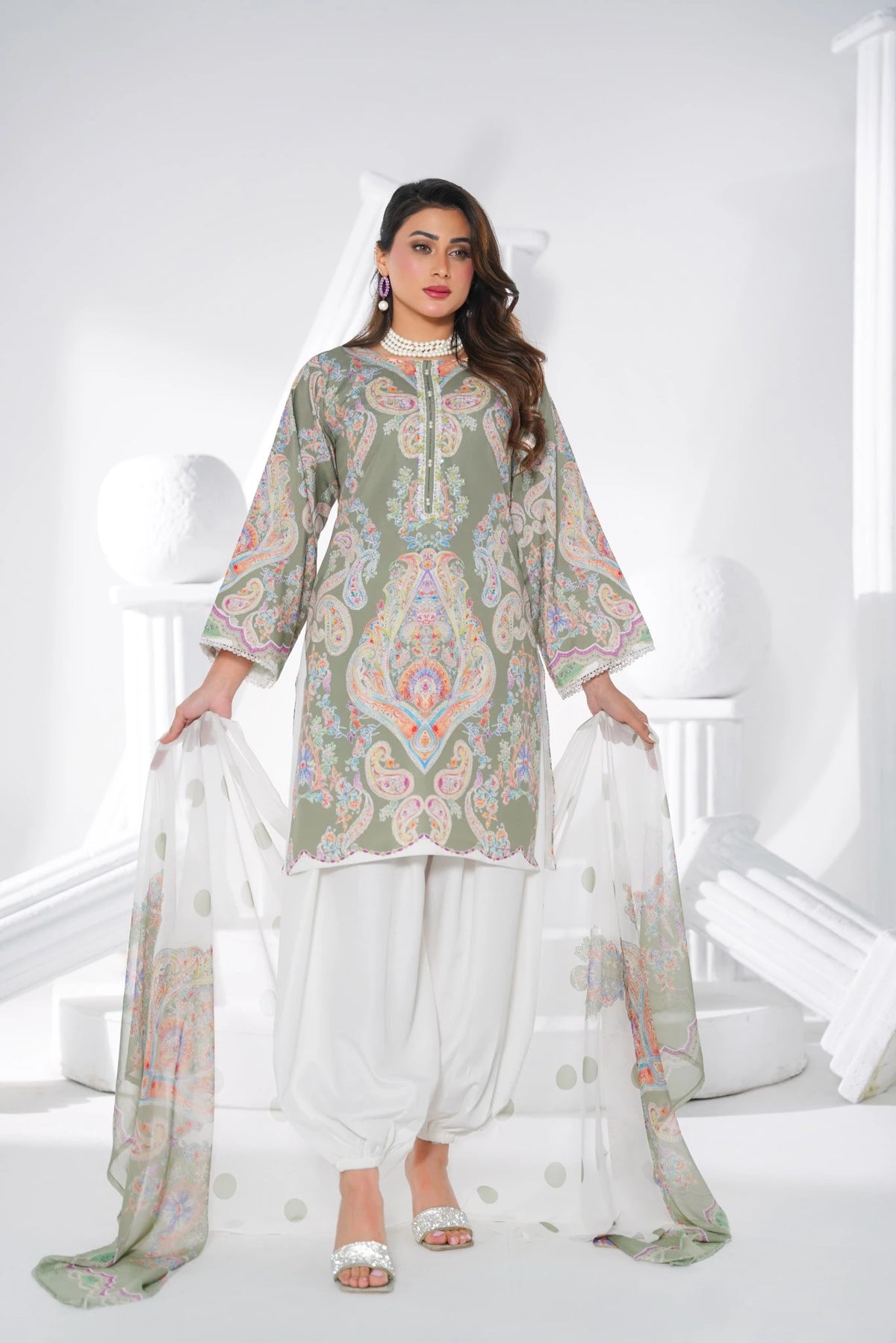 FC-D020 | 3-Piece Festive Silk Suit
