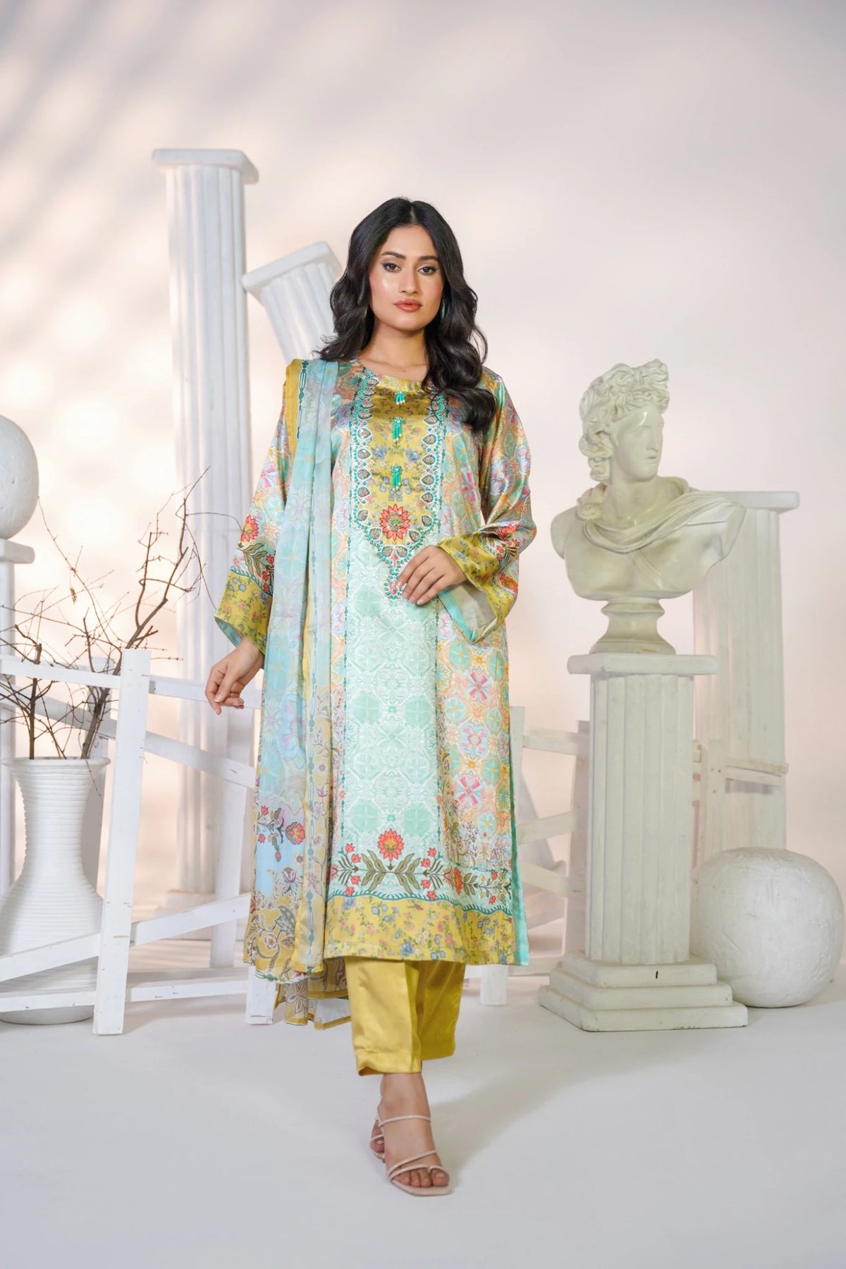 FC-D024 | 3-Piece Festive Silk Suit